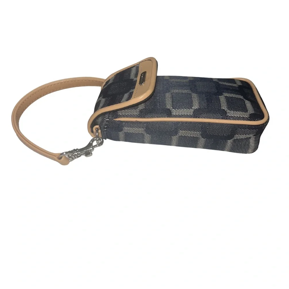Nine West Vintage Y2K Cell Phone Wristlet Organizer - Geometric Print